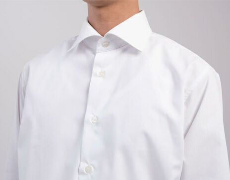 ホリゾンタルカラーシャツ