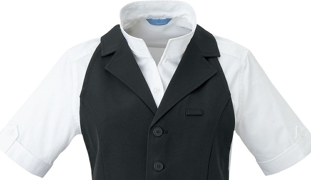 えり元のアップ写真