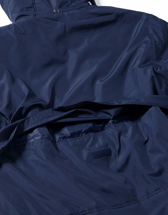 背中はフラシでプリント・名入れも入れやすくなってます。