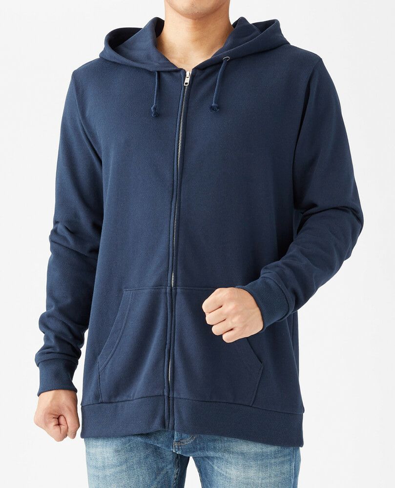 男性　身長175cm/Mサイズ着用