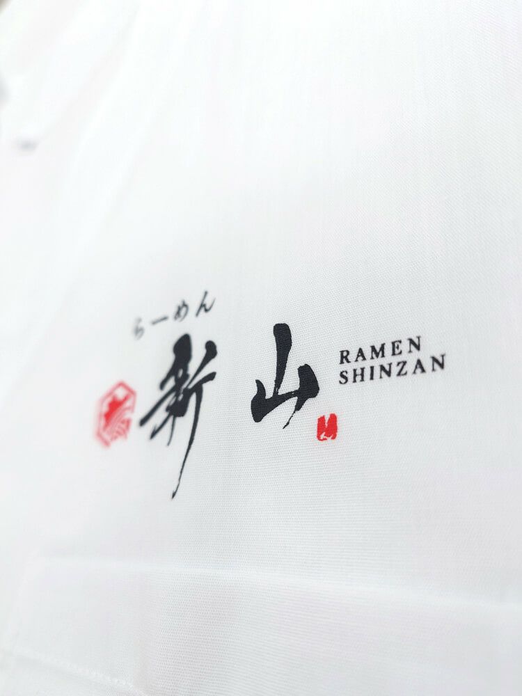 こちらも小さい文字のオリジナルプリントですがきちんと文字が読めるキレイさで入れる事ができています