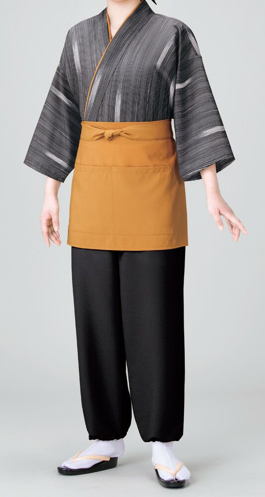 作務衣・女性の着用写真