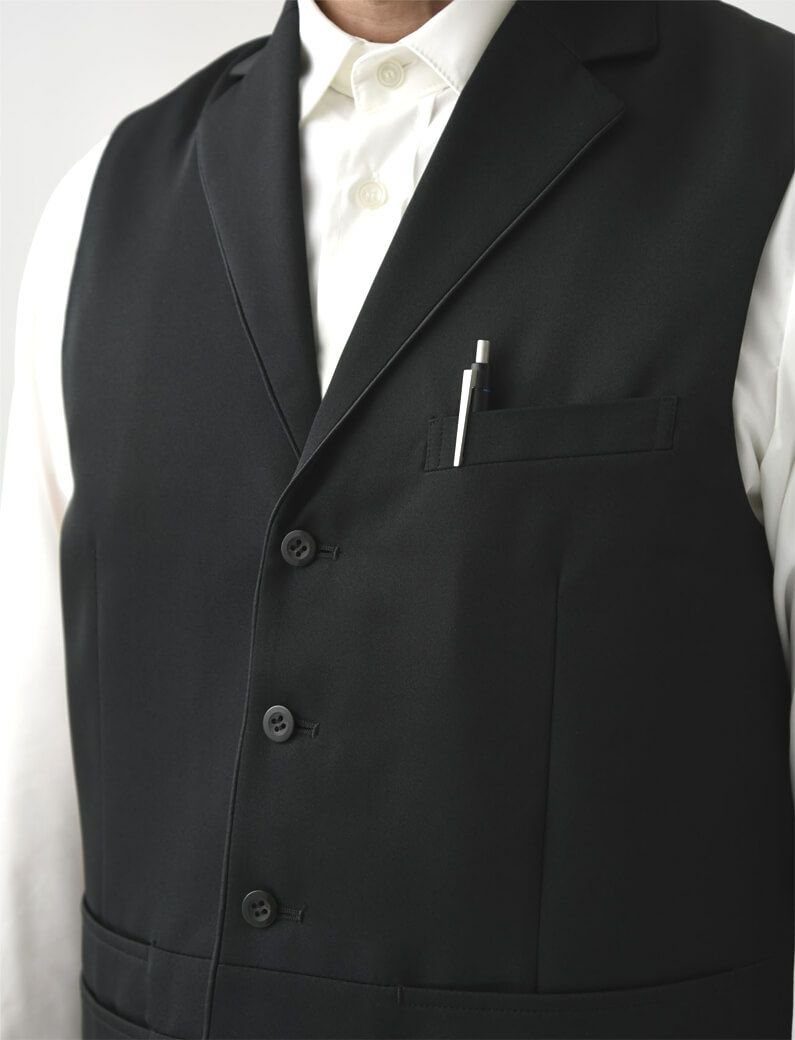 前面をナナメから撮影