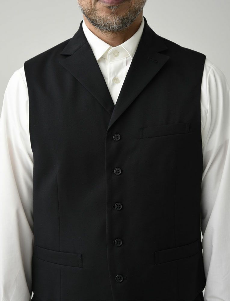 襟元のアップ画像