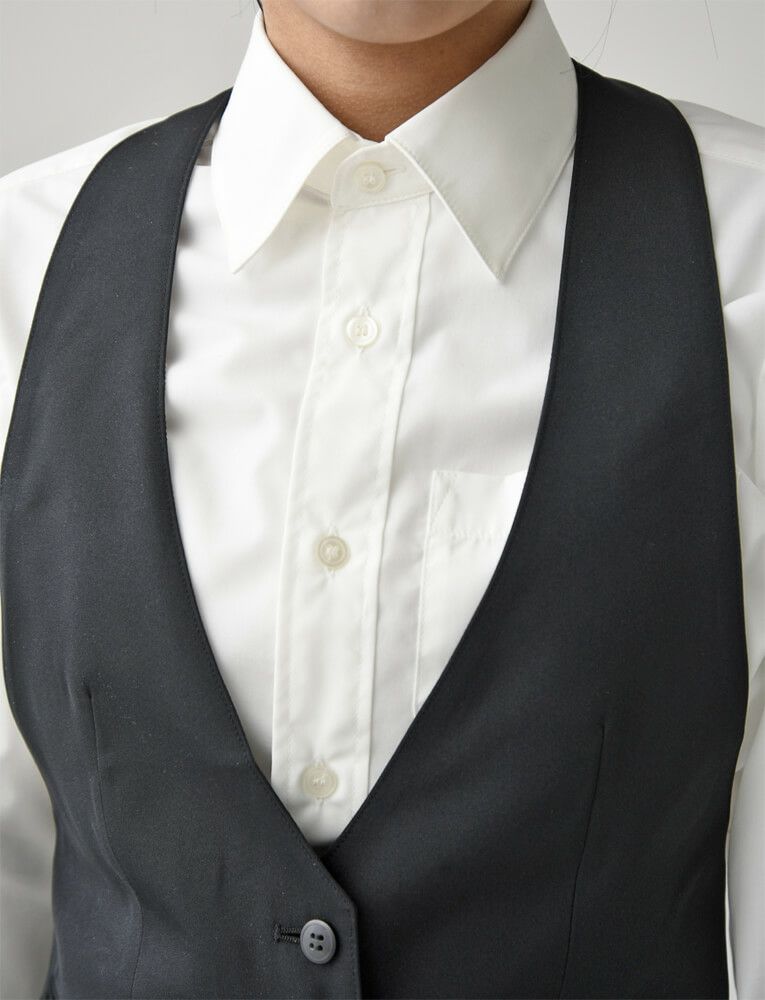 えり元のアップ画像