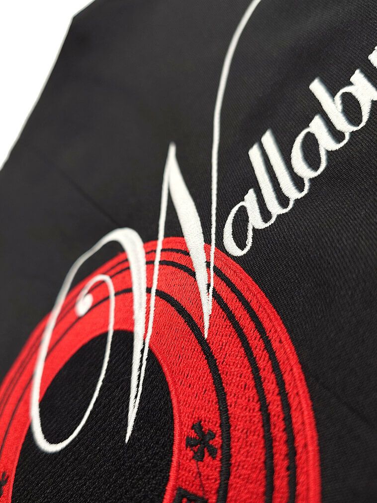 刺繍と刺繍が重なっている部分