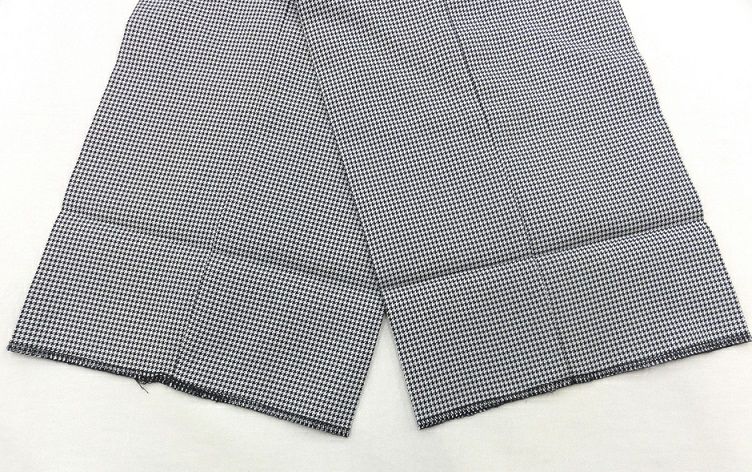 「＃１０１」はこんな感じで裾加工がされておりませんので、もし加工が必要なら別途料金にて裾加工もさせて頂けますので、お問い合わせください。