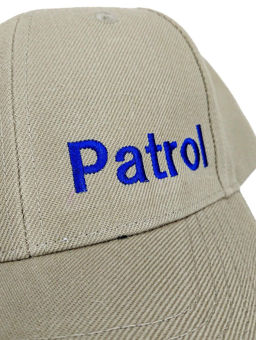 Patrolの刺繍文字部分の超拡大アップ写真です。<br>この刺繍入りキャップをかぶって日々の防犯活動・地域の見守り隊ボランティア活動がんばってくださいませ。