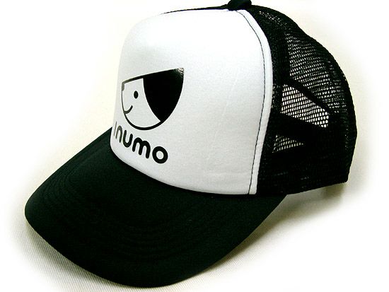 こんな感じで中央にロゴマークをオリジナルプリント