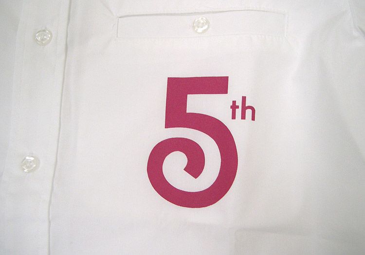 【5TH】のロゴマークのアップ画像です！