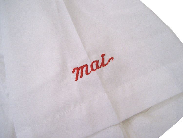 左袖には各個人名をネーム刺繍