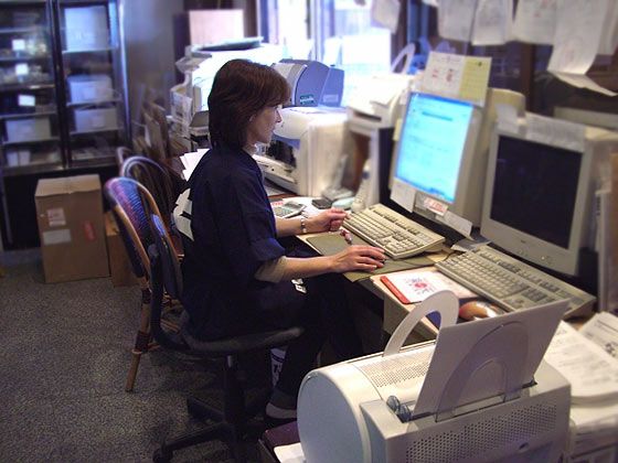 こっちでもパソコン作業中！