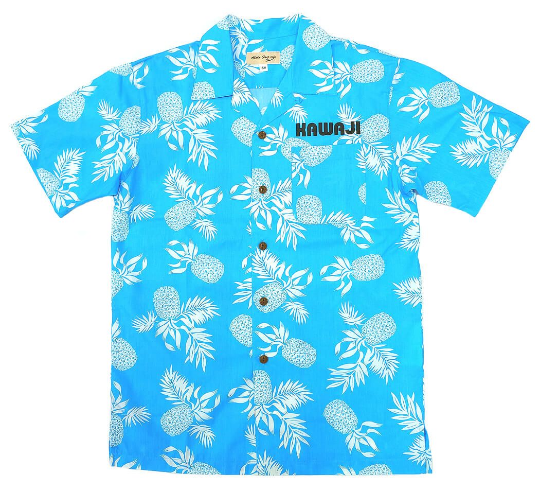 横浜市にあるダイニングバーKAWAJI様のロゴ文字入りオリジナルアロハシャツの完成写真をご紹介いたいます。<br>左胸ポケットの上にプリントさせていただきました。