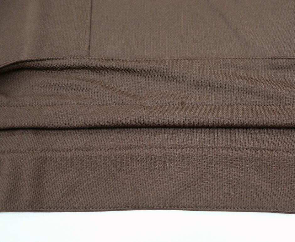 裾を開いた写真です。