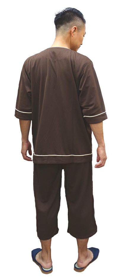 着用した背面写真です。