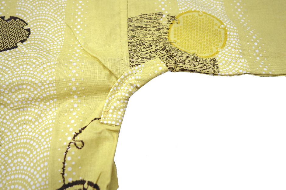 脇部分も補強あり！。