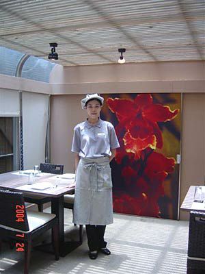 このように男女兼用サイズなのでアルバイトが入社しても辞めてもユニフォームの管理が楽です。