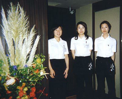 帰り際にトータルコディネイトしたユニフォーム着用写真を撮影いたしました！