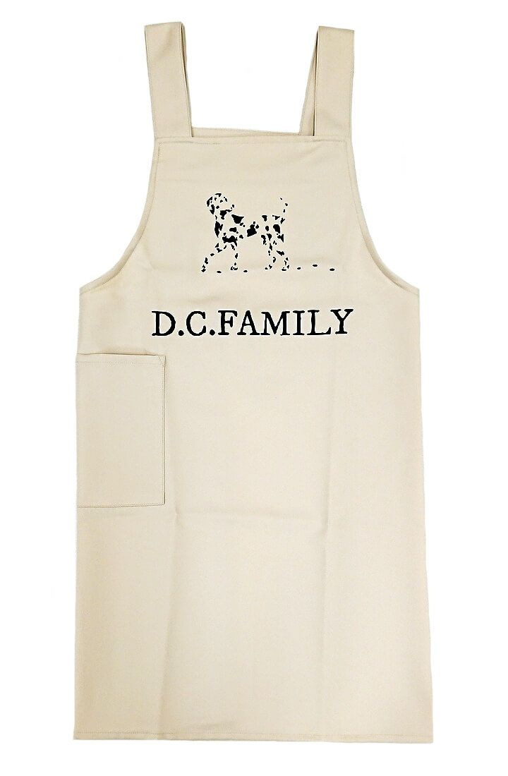 こちらはロゴ入りエプロンの完成写真