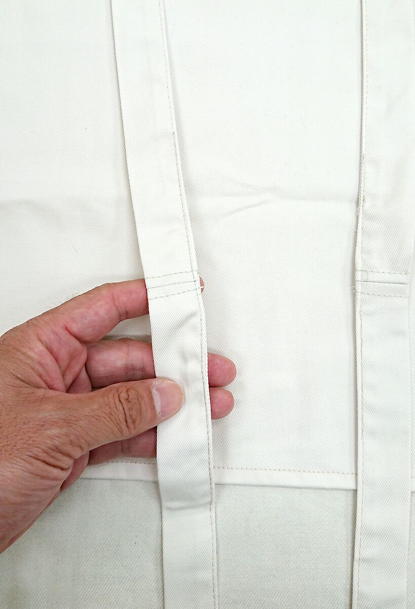 エプロンの紐を長くしましたが、継ぎ足し部分の縫製もこんなにキレイに仕上げました！