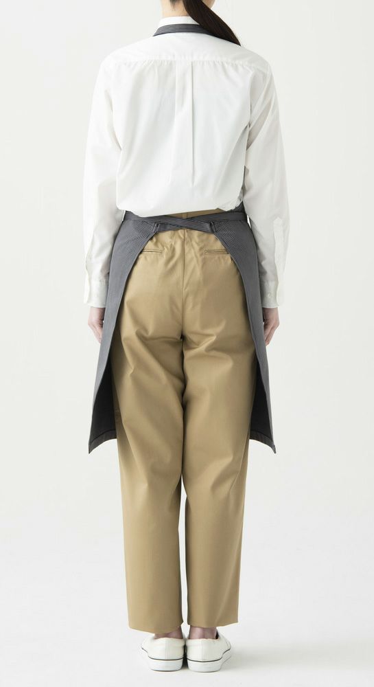 スタイル良く見えるバックスタイル