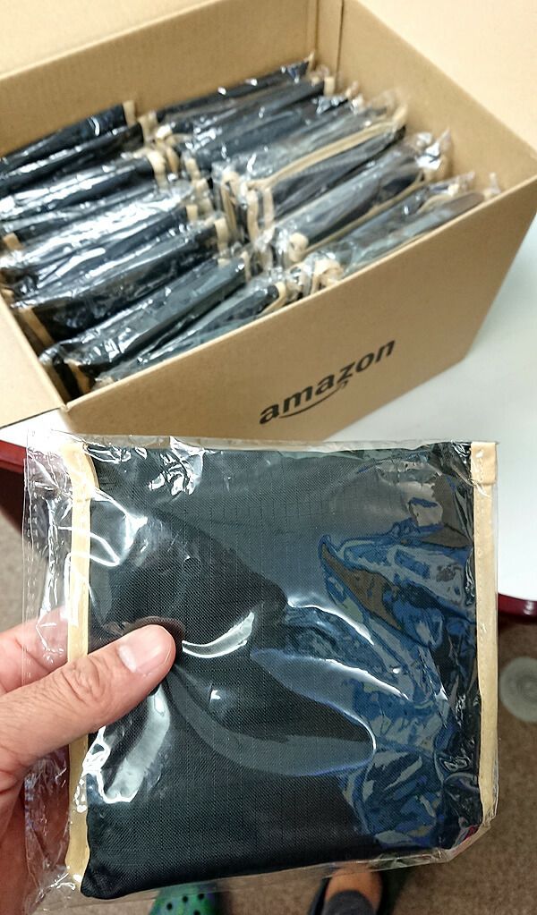 続きまして5周年記念品としてアマゾンでエコバッグを購入されたものを弊社まで送っていただきました。<br>今度はこの持ち込みエコバッグにオリジナルロゴプリントを入れます！