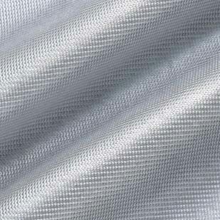 裏地に蓄積素材のサーモトロンを使用