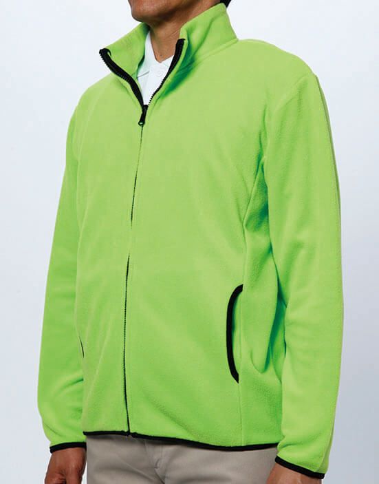 男性　身長178cm Lサイズ着用