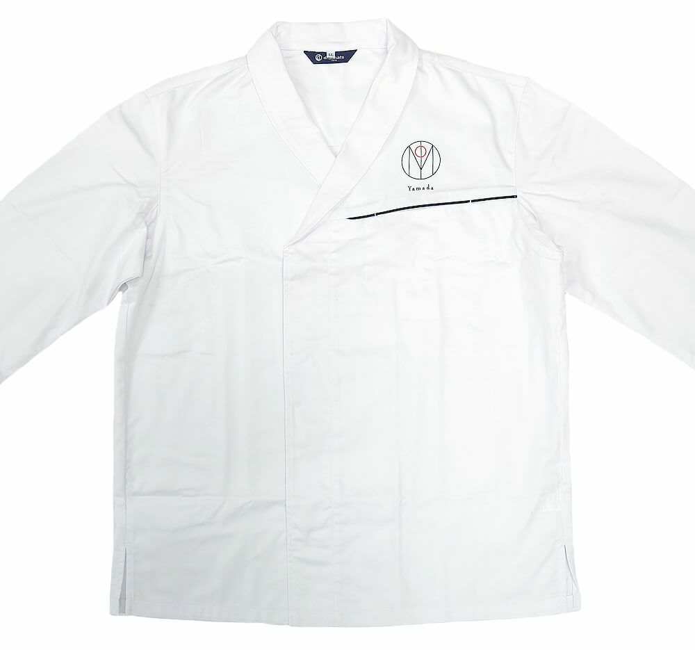 アメリカのニューヨーク州にある懐石料理店やまだ様のネーム入り厨房白衣の完成写真をご覧ください。<br>かっこいい板前さんユニフォームの出来上がり！