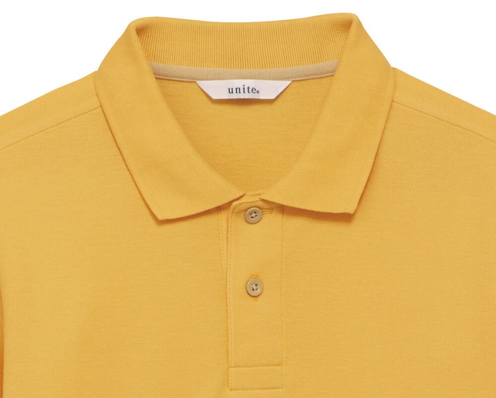 衿元アップ画像