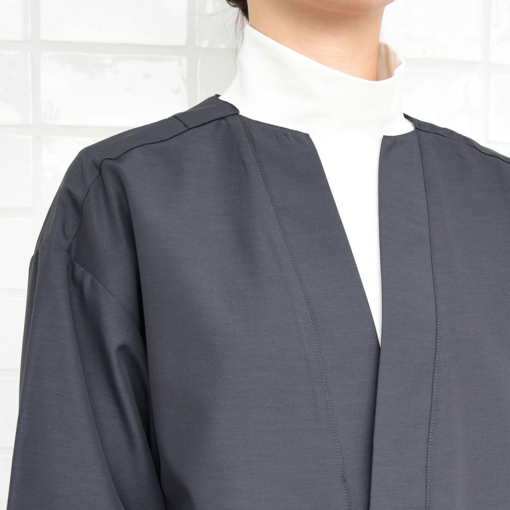 胸元アップ画像