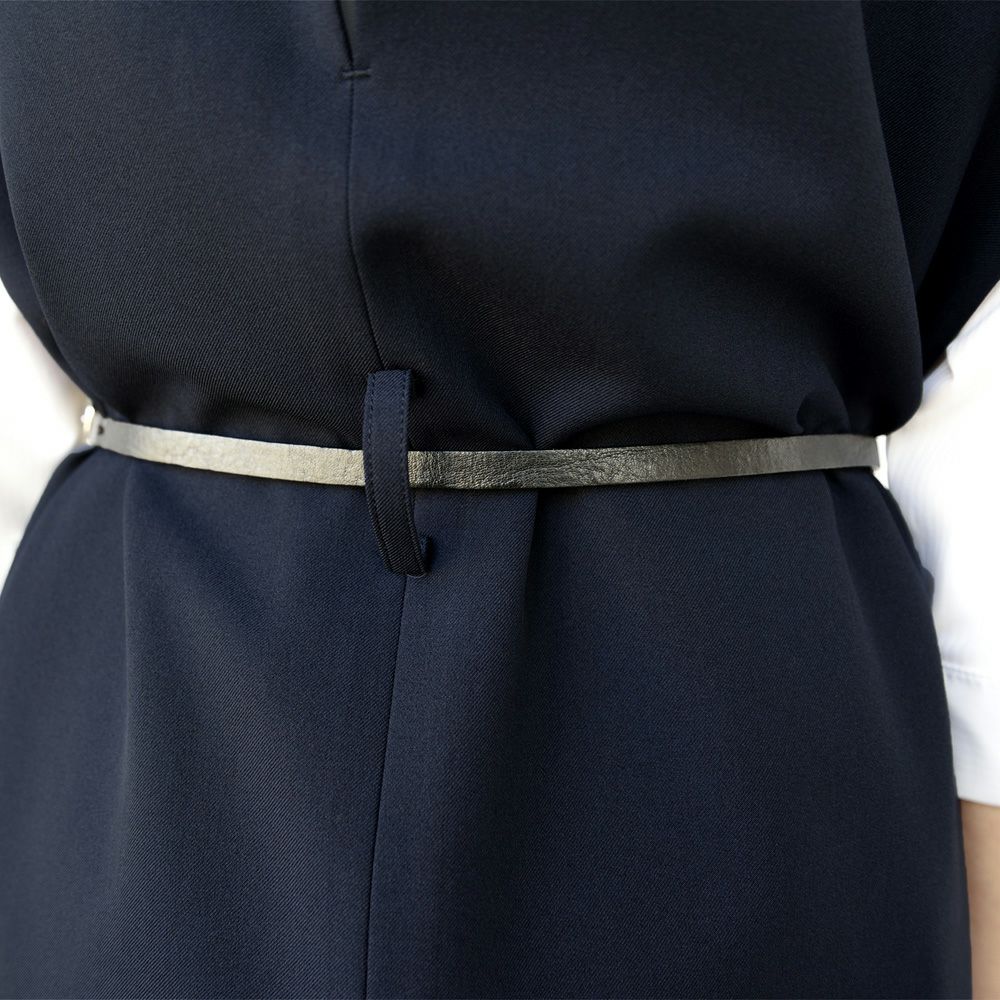 ベルトは付属しません。