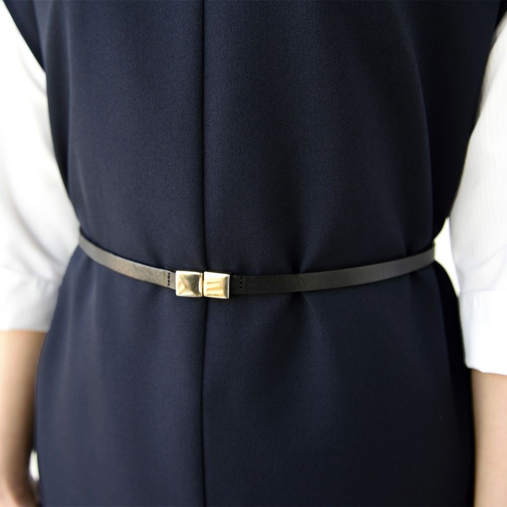 ベルトは付属しません。