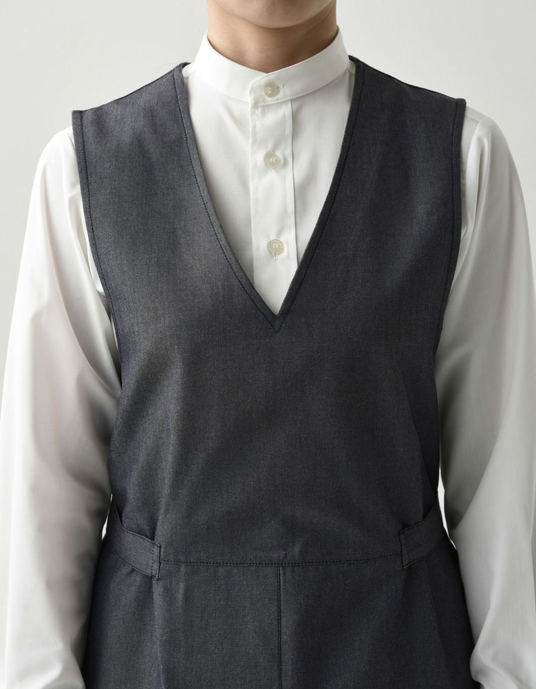 胸元アップ画像