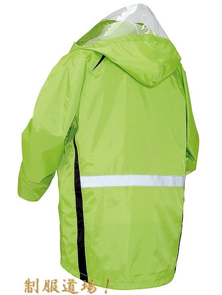 背中の写真を撮影しました