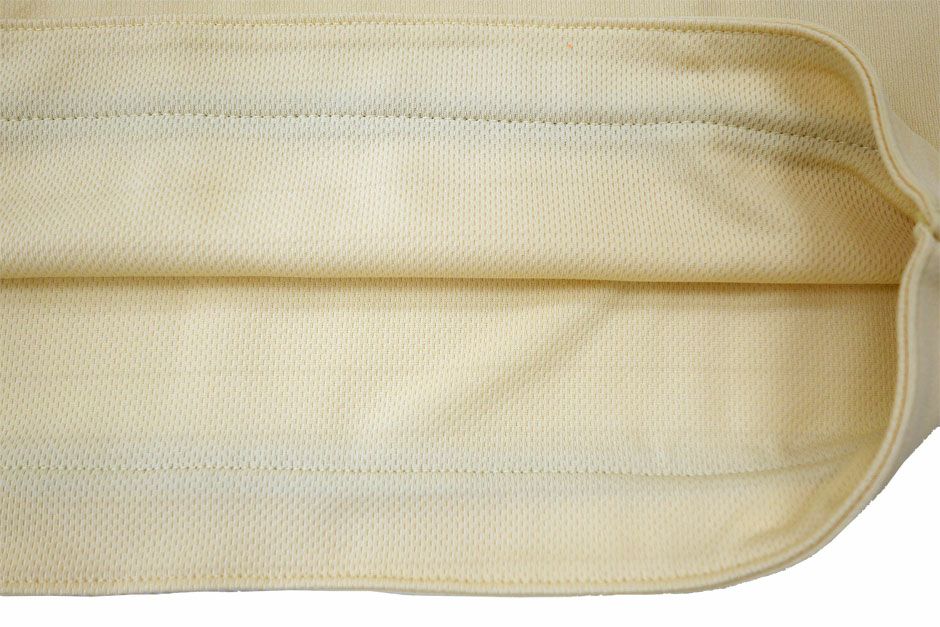 裾部分のアップ写真