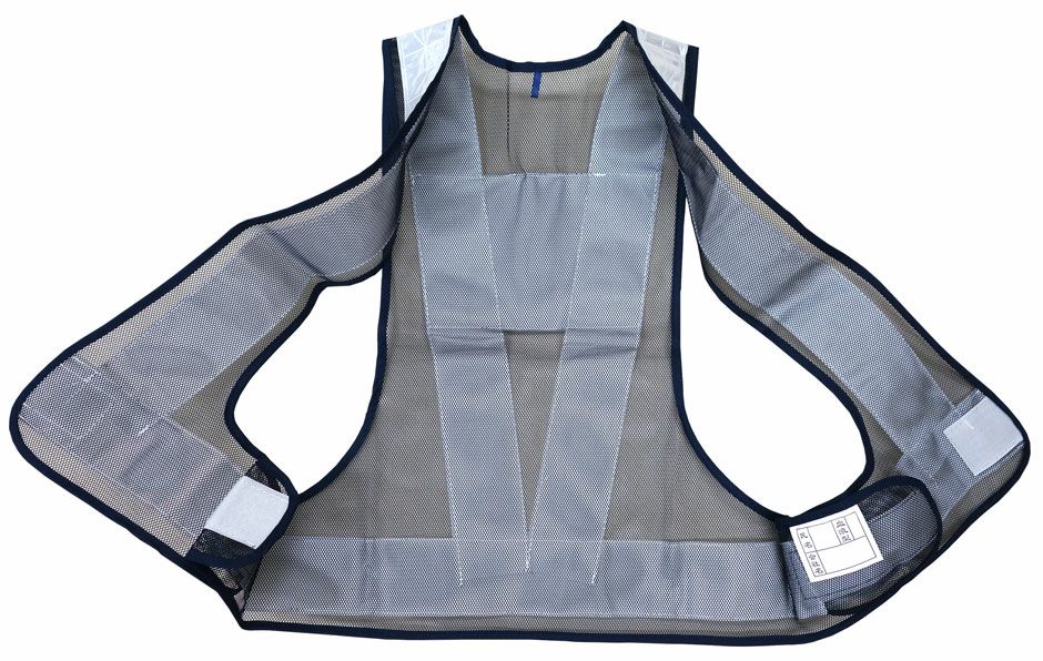 開いた状態（※このカラーは完売）