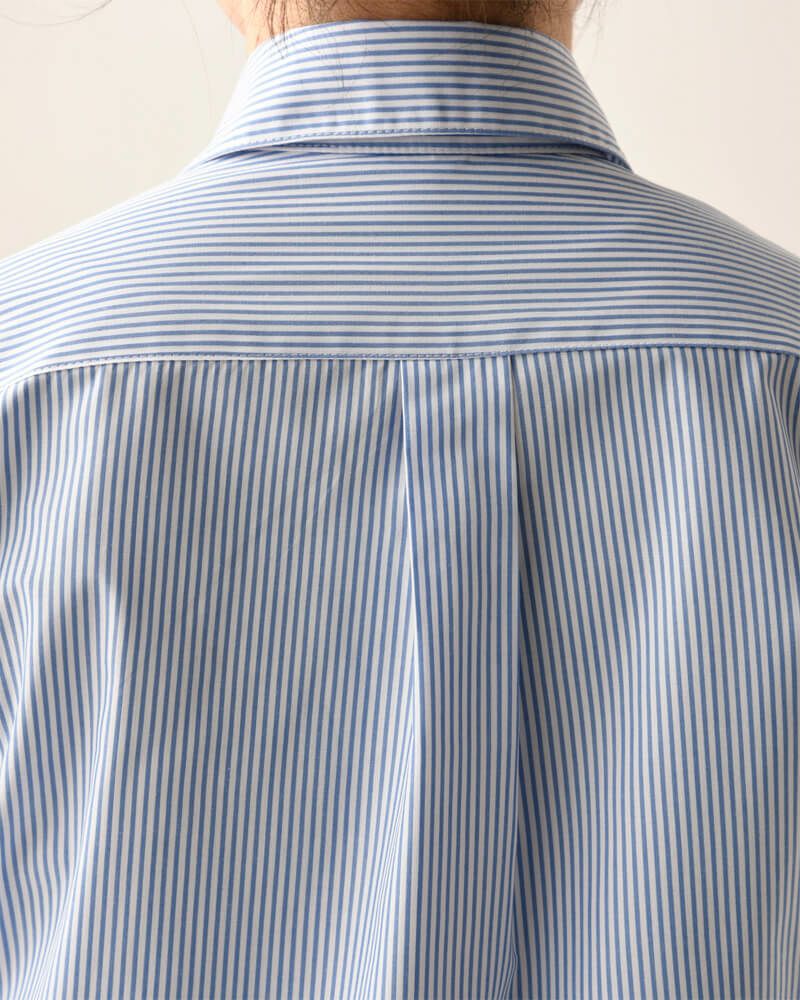 背中アップ画像