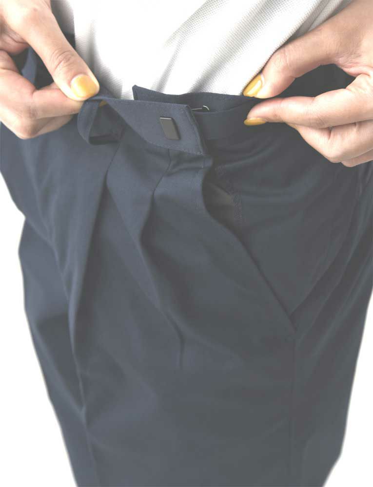 アジャスター付