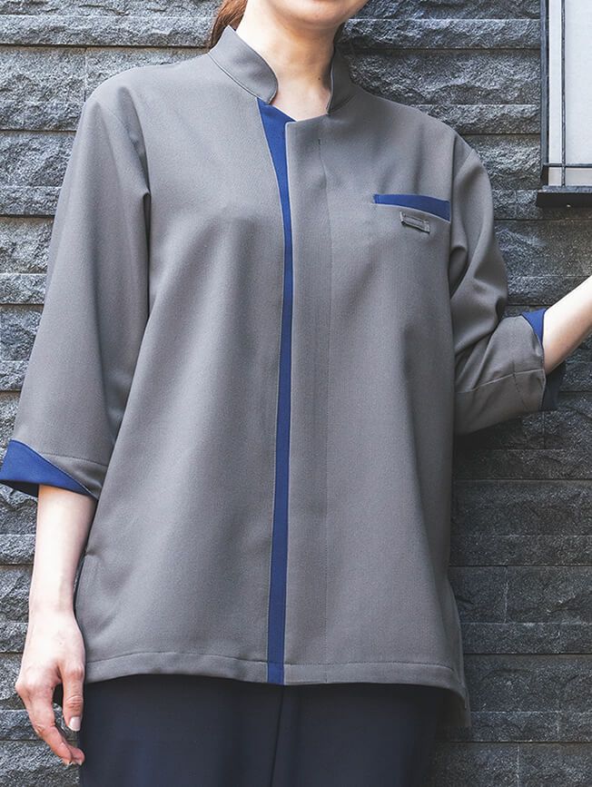 グレー着用写真