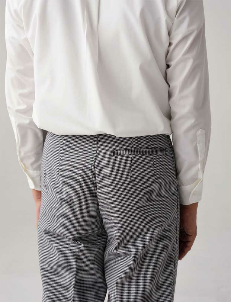 背面右手側ポケット