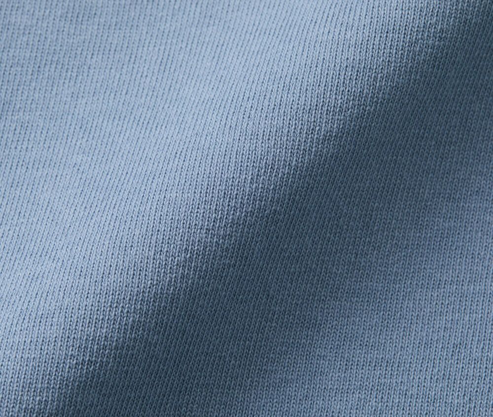 オープンエンド糸でシャリ感のある超極厚生地