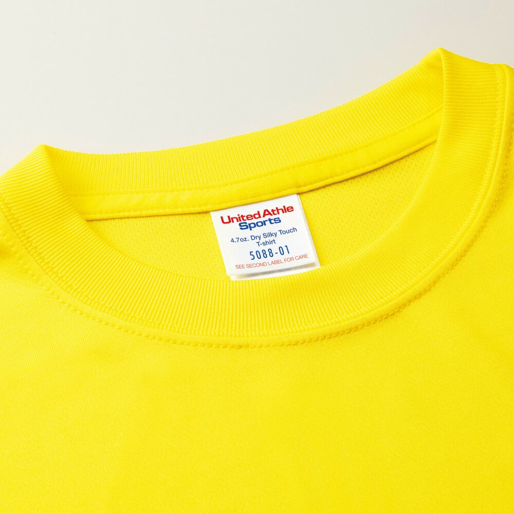 首リブは丈夫なダブルステッチ始末