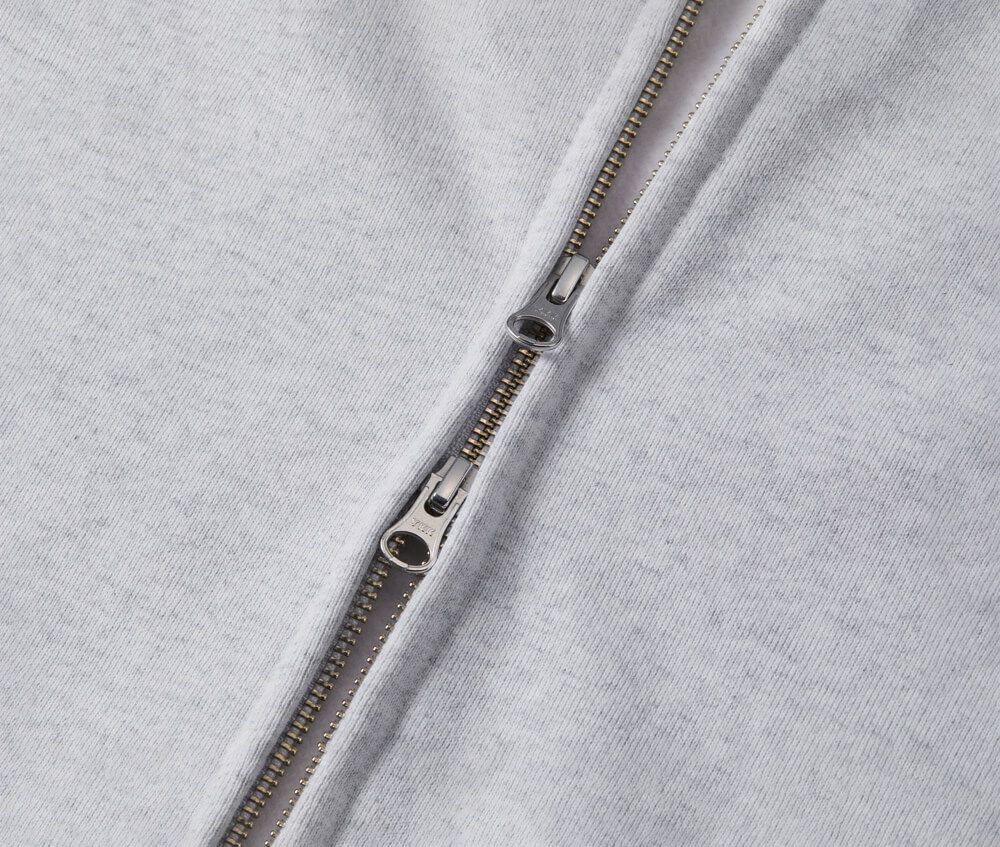 ファスナーはムシ隠し仕様、YKK社製DALH型ダブルスライダー