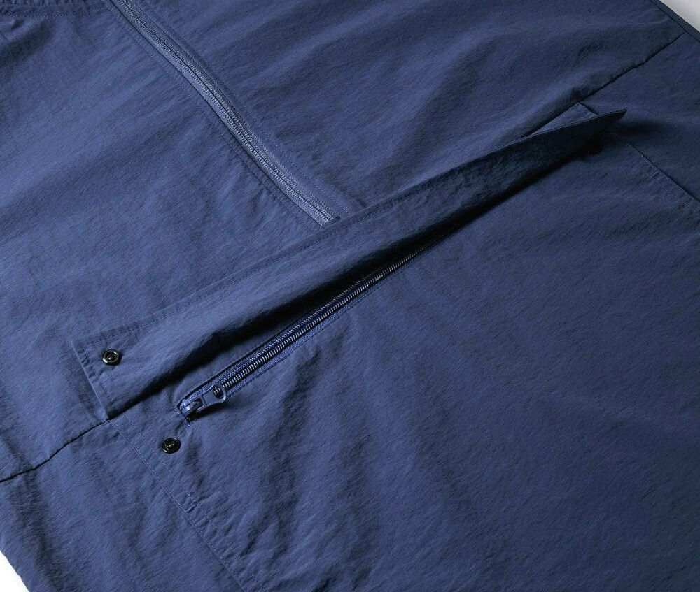 フロントのポケット拡大写真を撮影