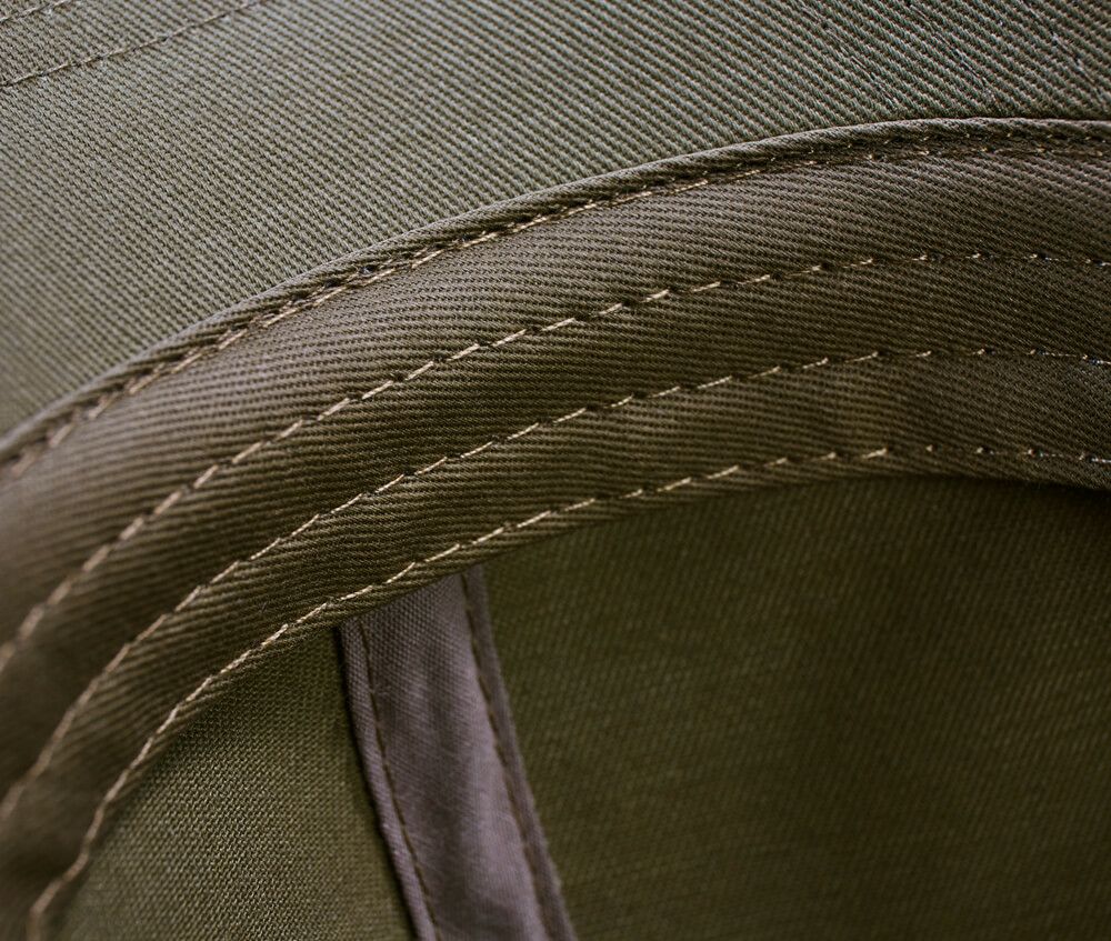 033.オリーブスベリ