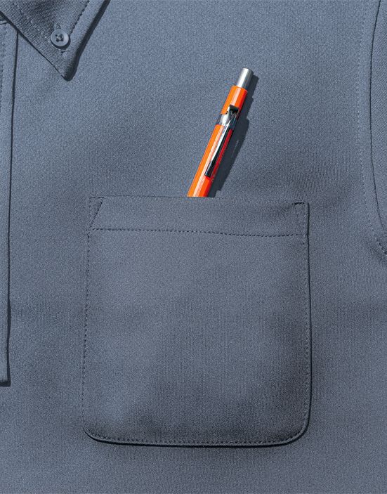 物の入れやすいポケット位置