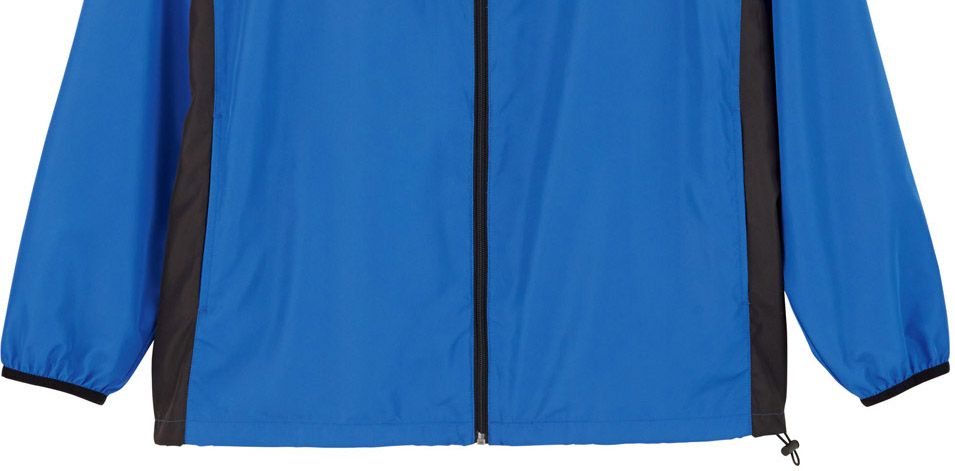 収納に便利な両脇サイドポケット