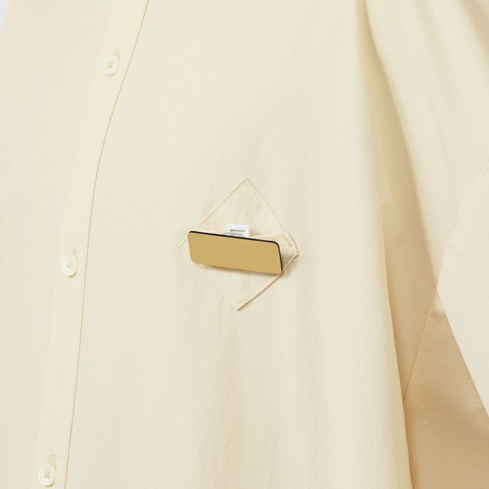 左胸ネームスリット