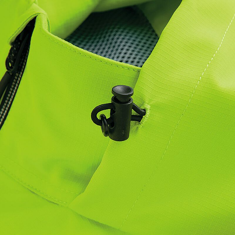 フード部分の調整ドローコード